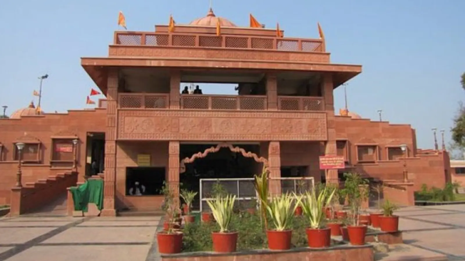 Mangalnath Mandir on the banks of the Kshipra in Ujjain